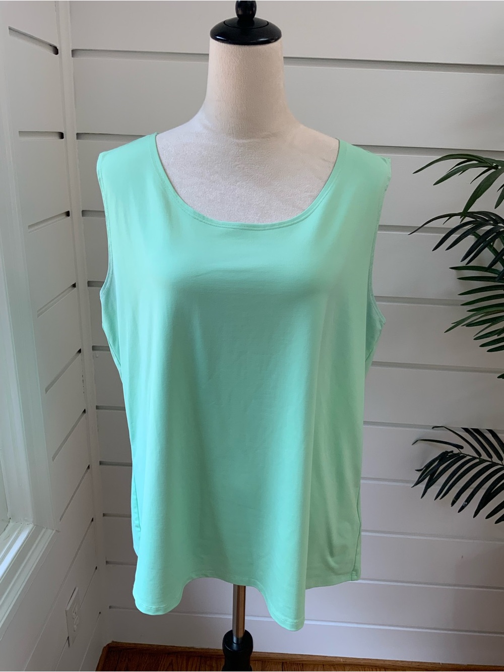 Plus Size 1X Ruby Rd. Sleeveless Scoop Neck Tank in Mint Green
